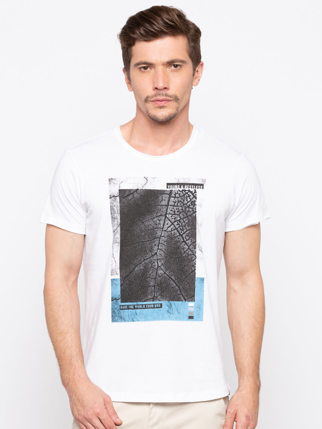 Spykar Men White Printed Slim Fit T-Shirt