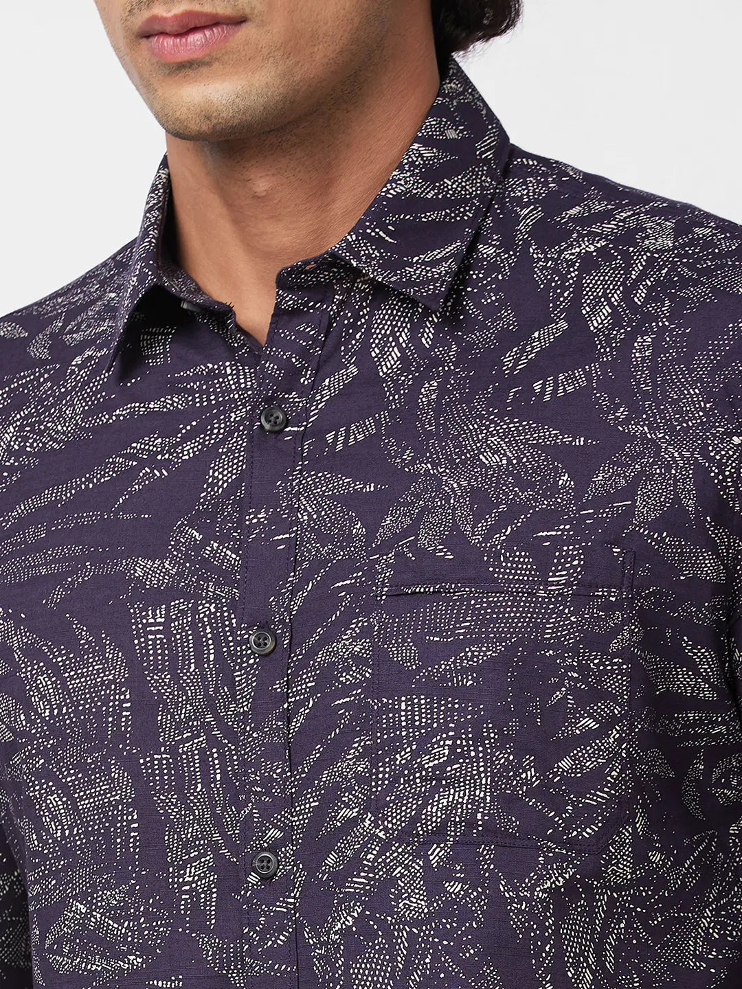Spykar Men Navy Blue Slub Regular Slim Fit Full Sleeve Casual Floral Print Shirt