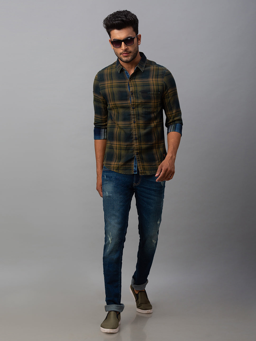 Spykar Men Green Cotton Slim Fit Shirt