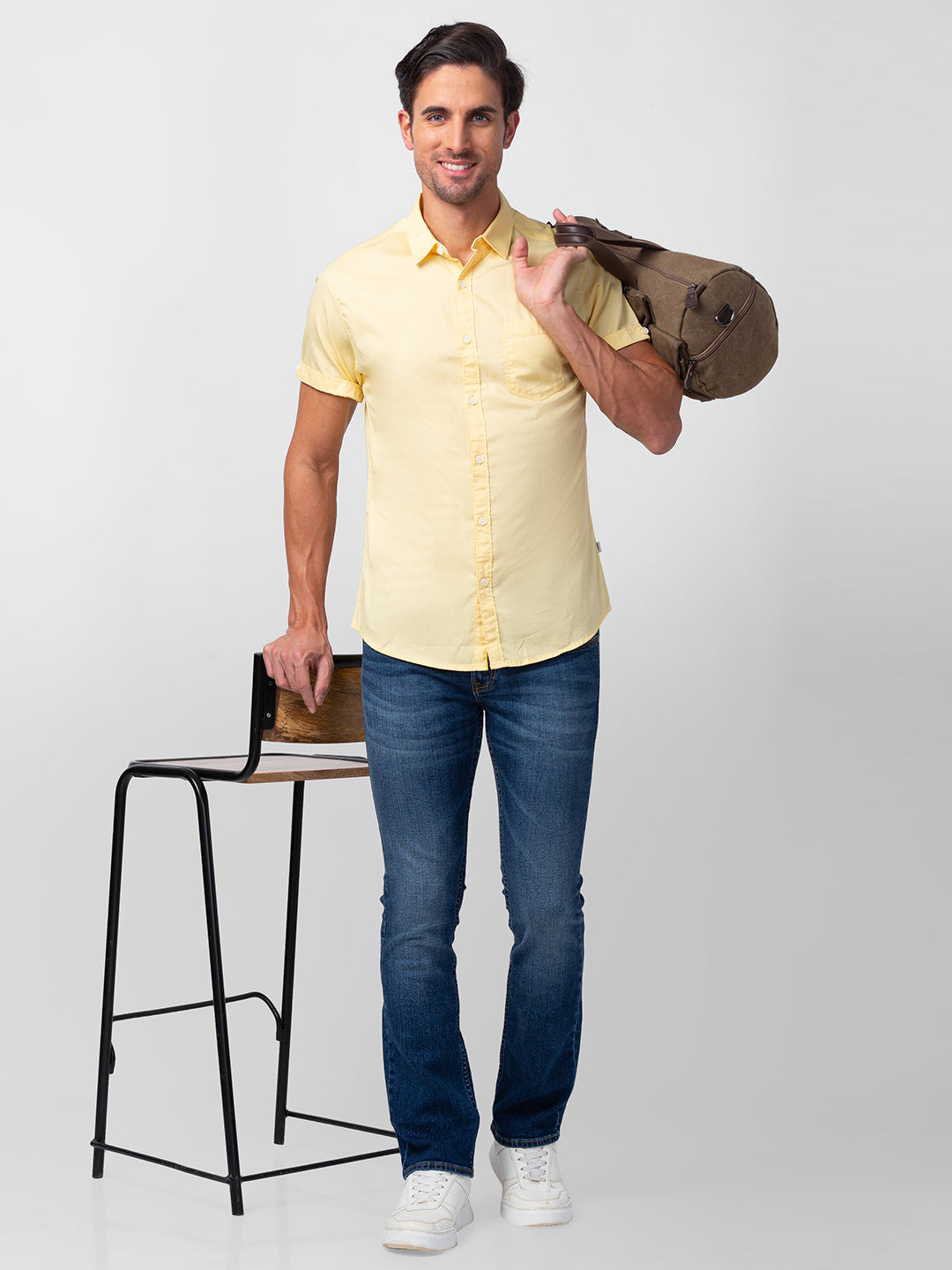 Spykar Men Powder Yellow Cotton Slim Fit Plain Shirt