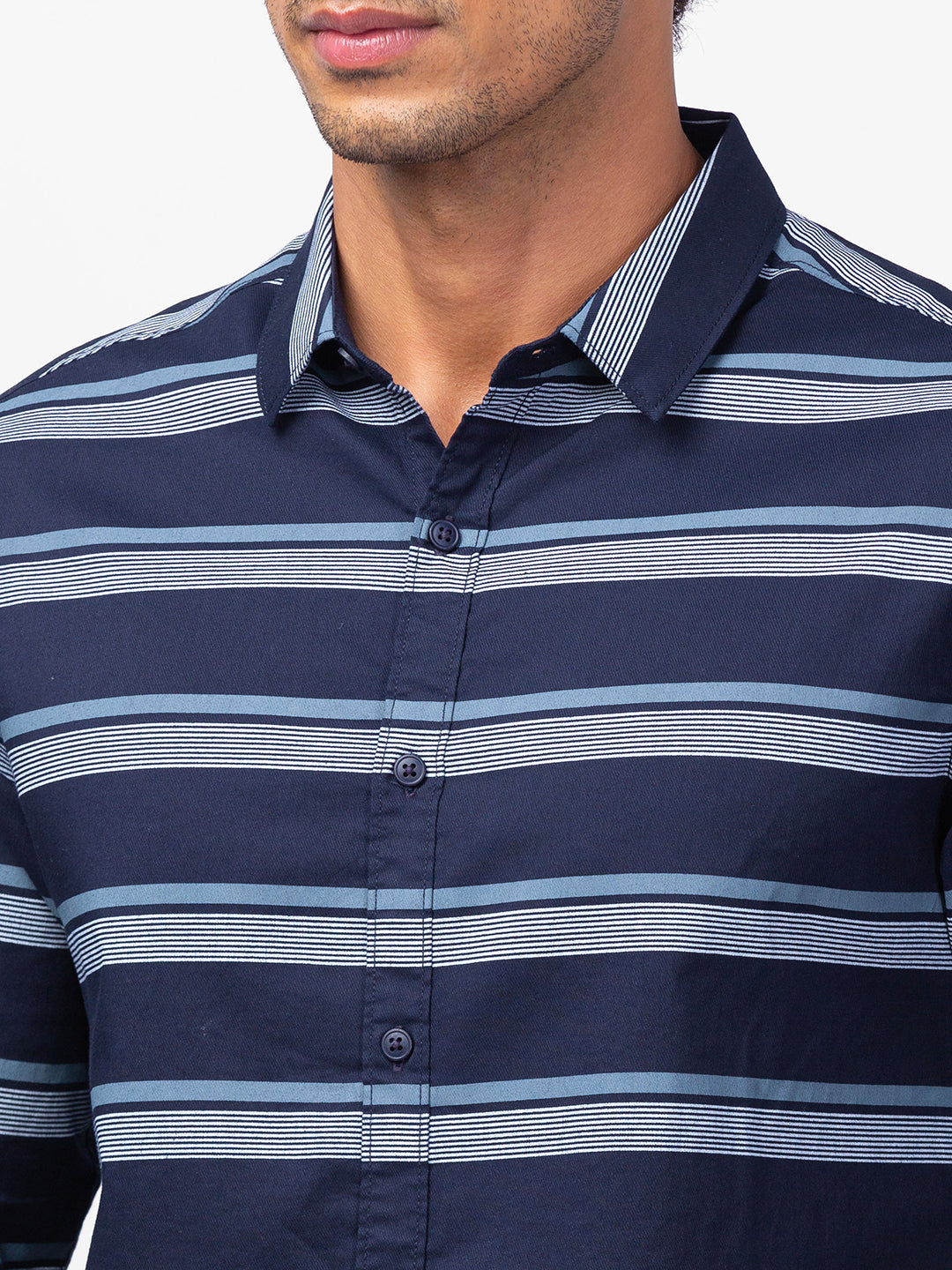 Spykar Men Navy Blue Cotton Slim Fit Striped Shirts