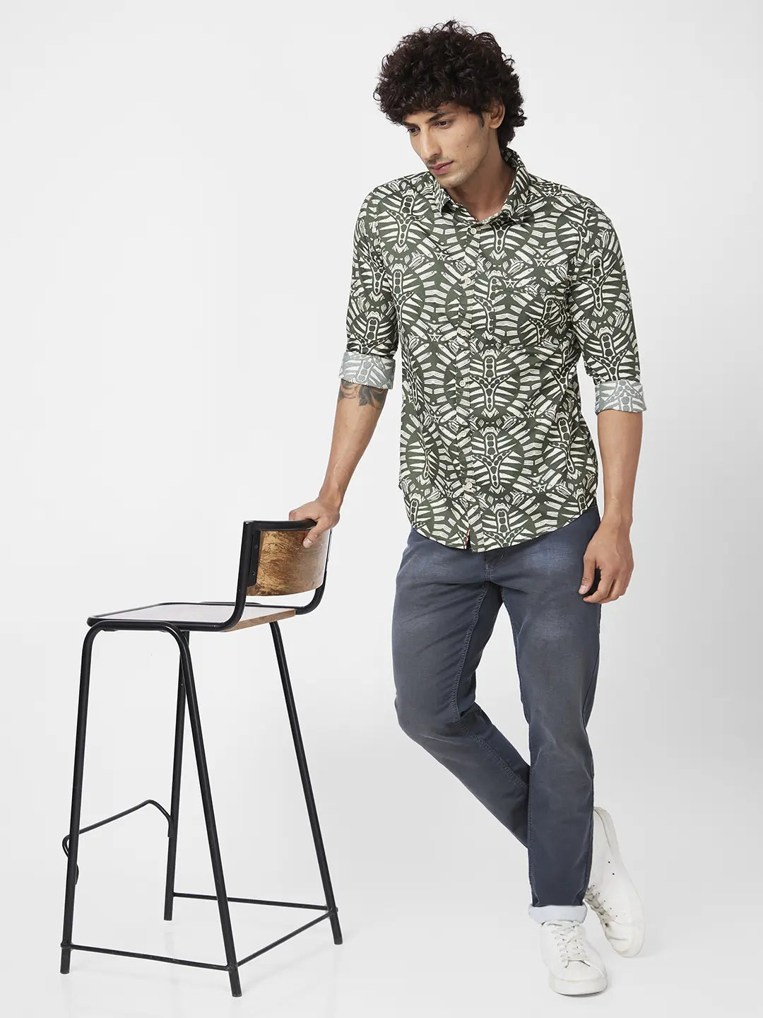 Spykar Men Rifle Green Cotton Regular Slim Fit Full Sleeve Causal Printed Shirt