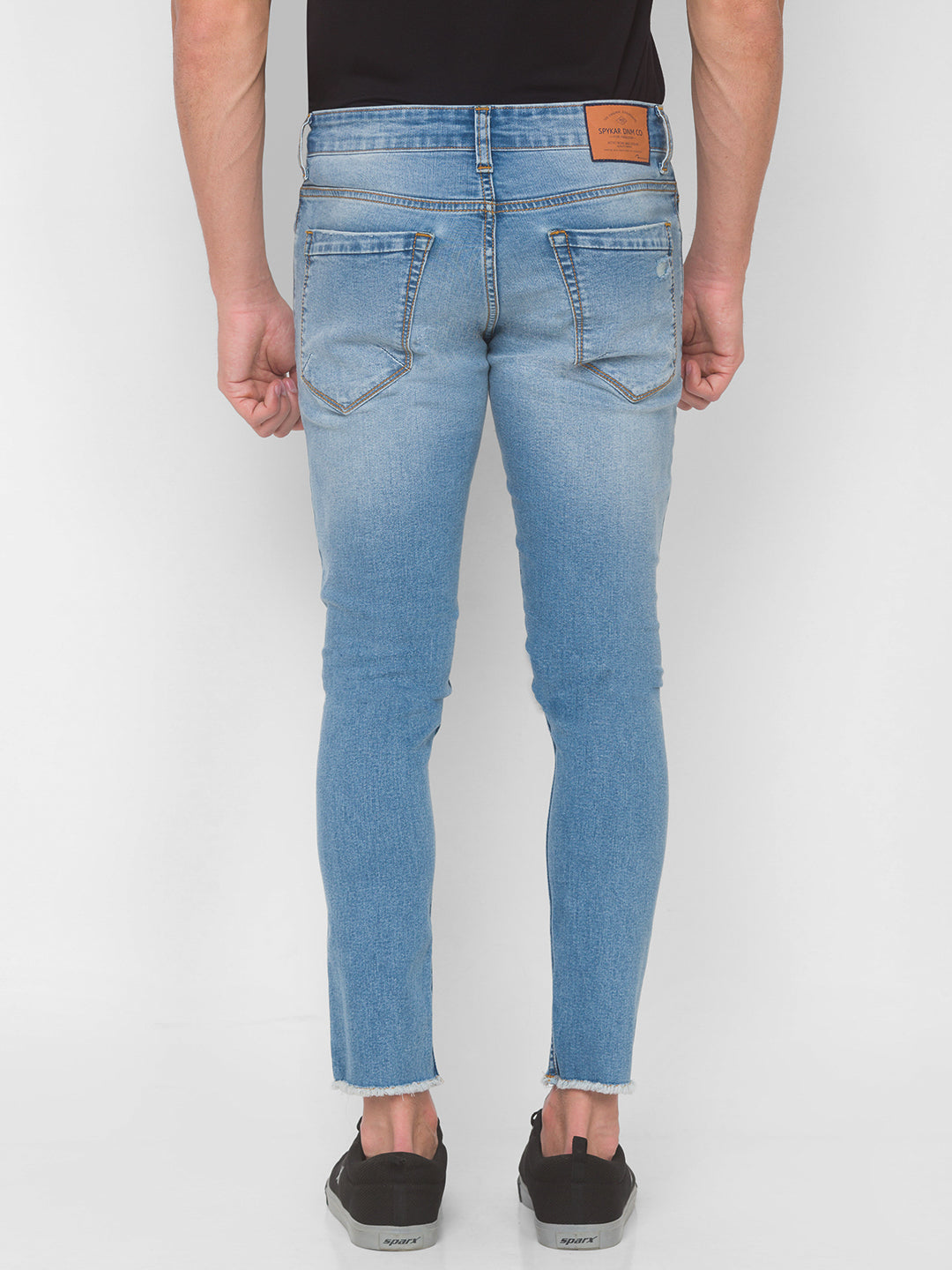 Spykar Men Light Blue Solid Slim Mid-Rise Jeans (Kano)