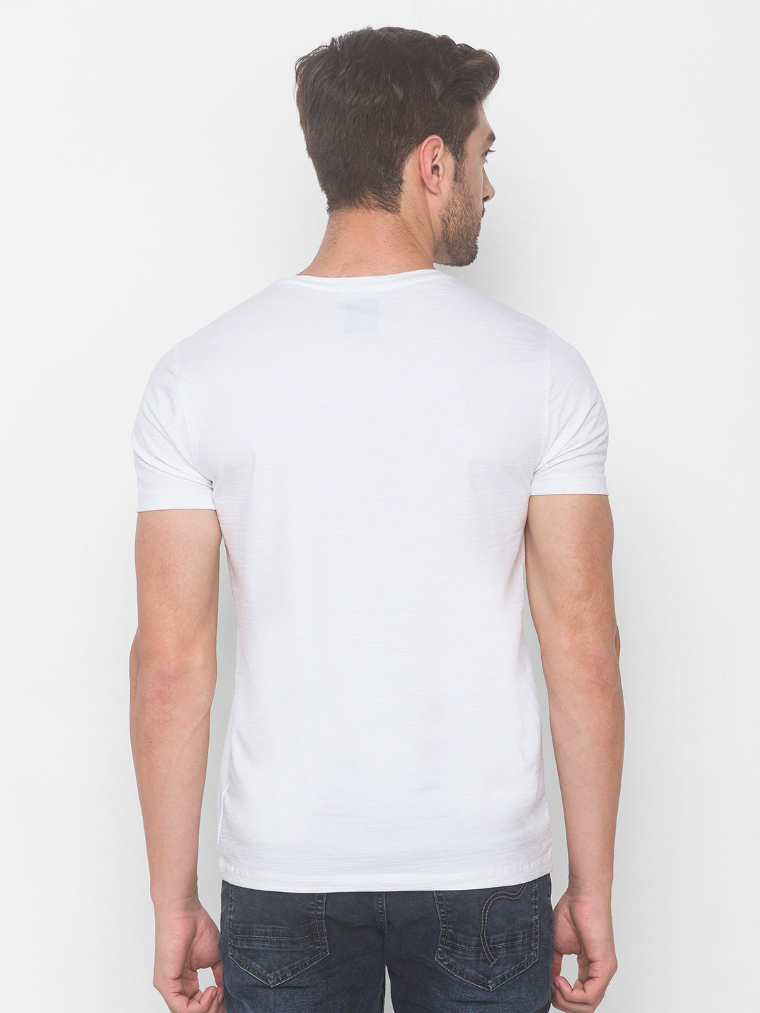 Spykar Men White Cotton Blend Slim Fit Round Neck T-Shirt