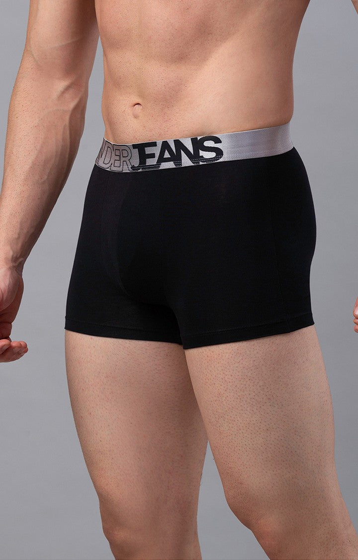 Underjeans By Spykar Men Black Solid Trunks