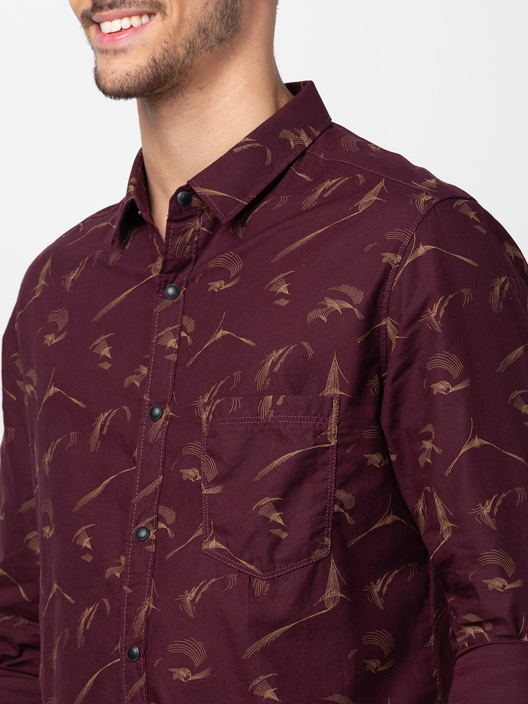 Spykar Men Wine Red Cotton Slim Fit Floral Shirt