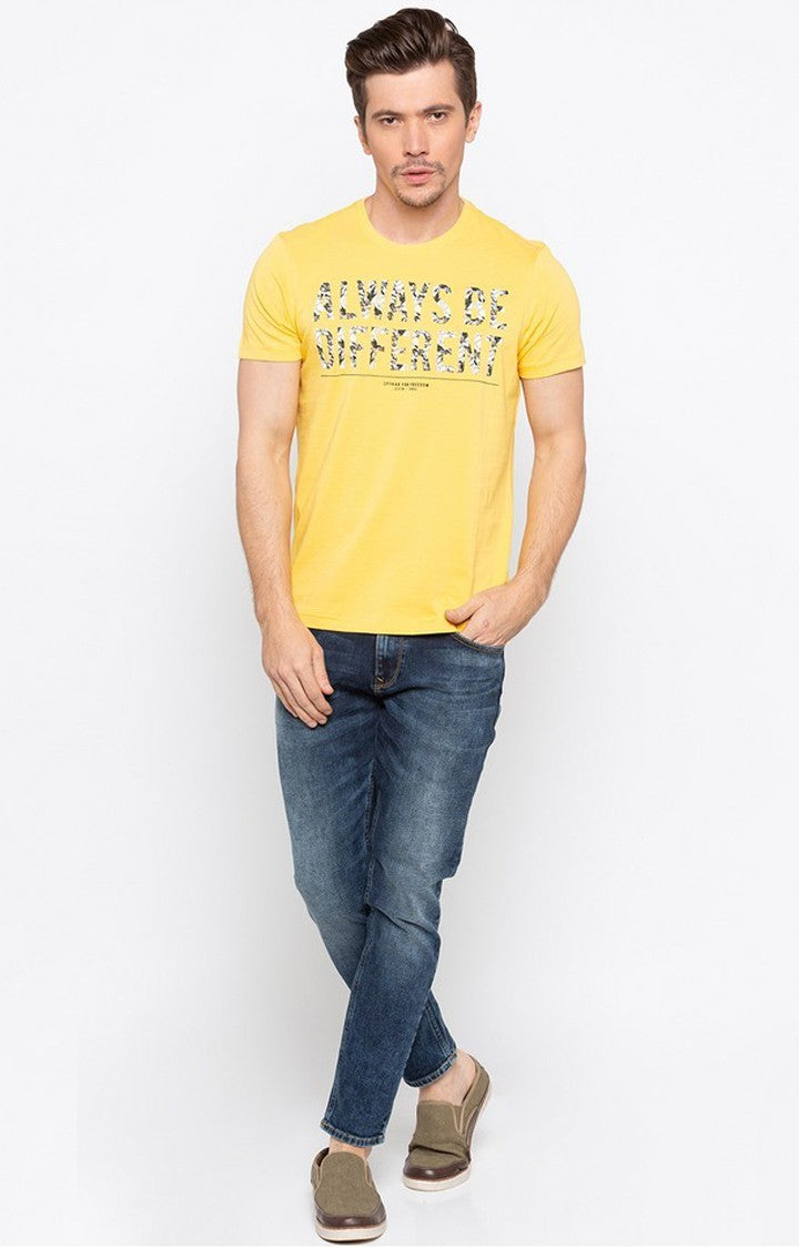 Spykar Yellow Printed Slim Fit Men T-Shirts