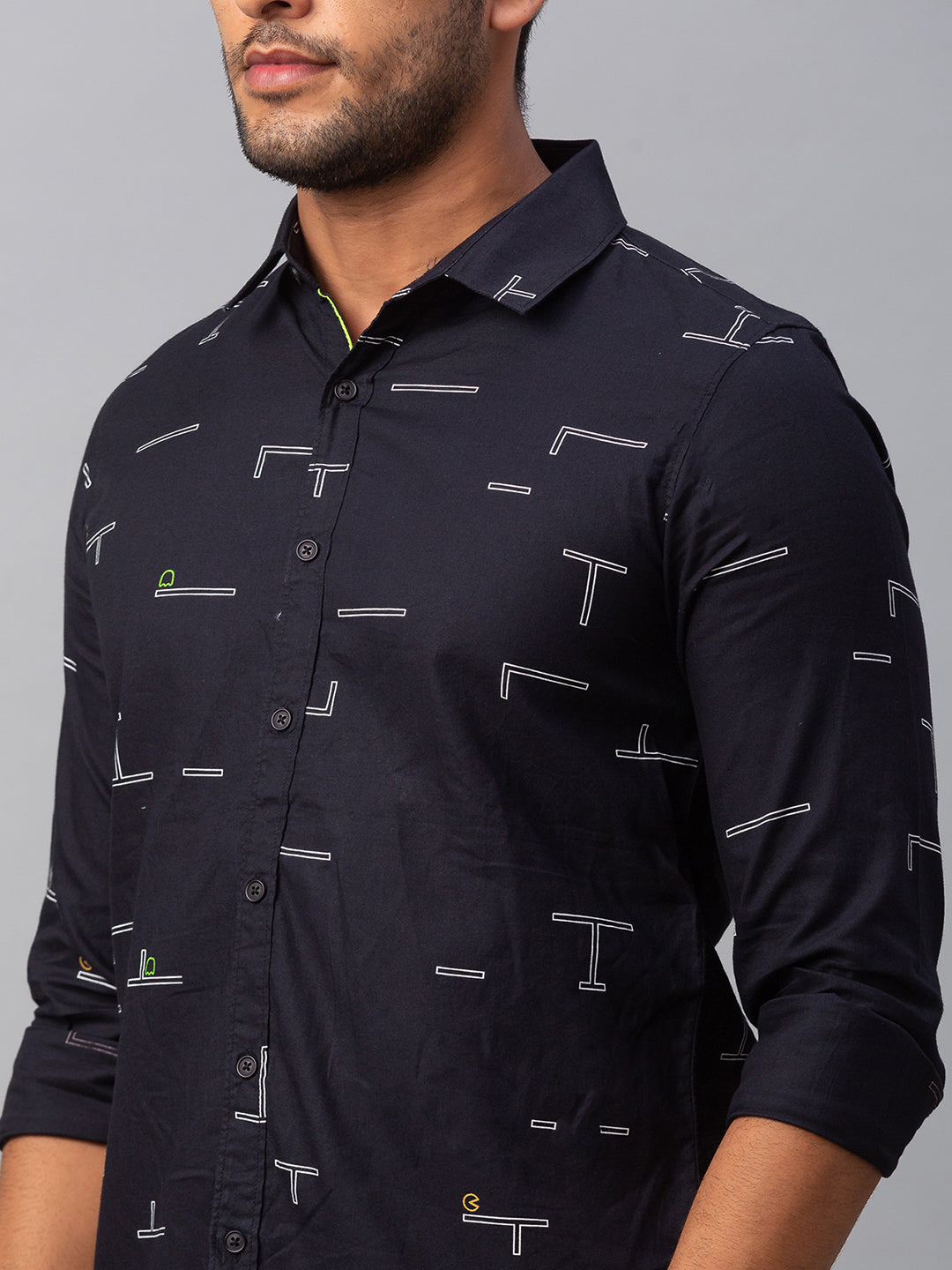 Spykar Men Black Cotton Slim Fit Shirt