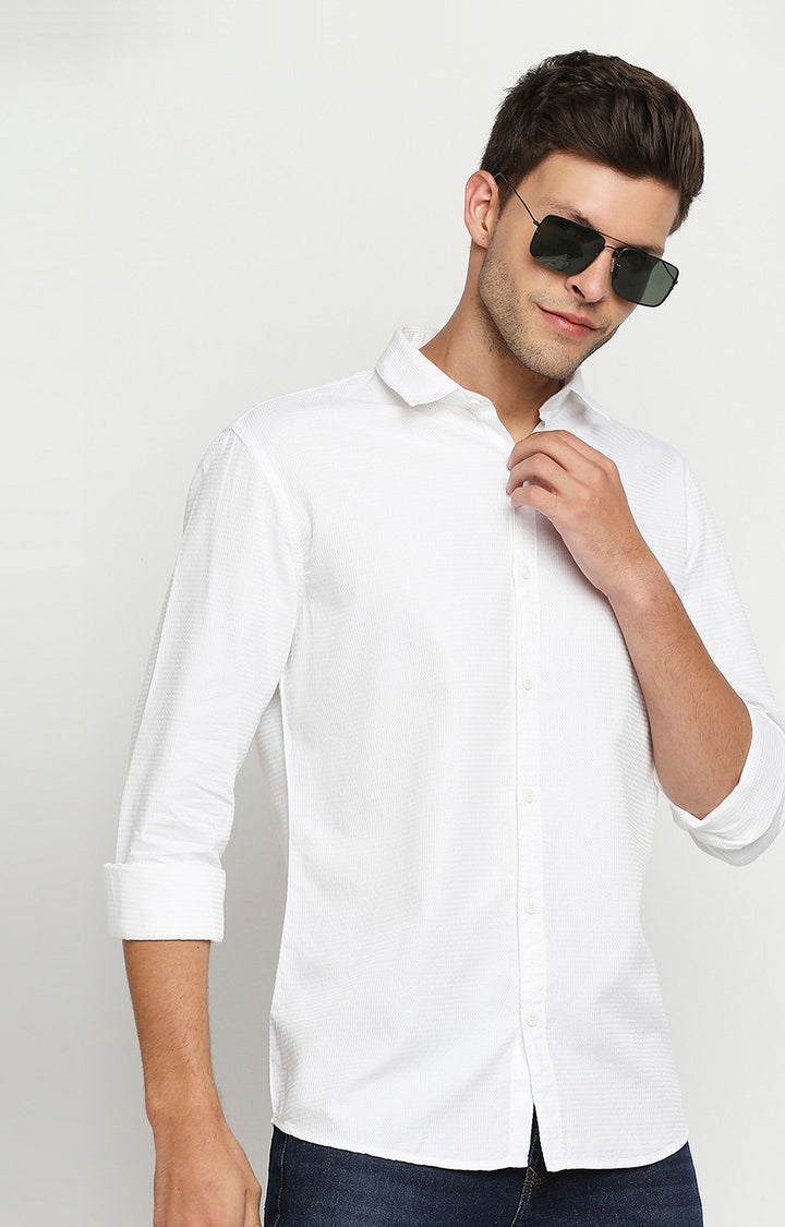 Spykar Men White Cotton Slim Fit Casual Shirts