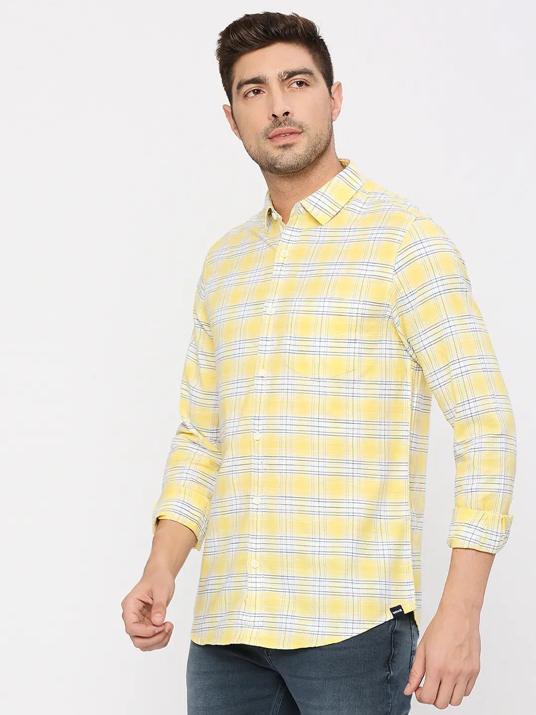 Spykar Men Powder Yellow Slim Fit Cotton Checkered Shirt