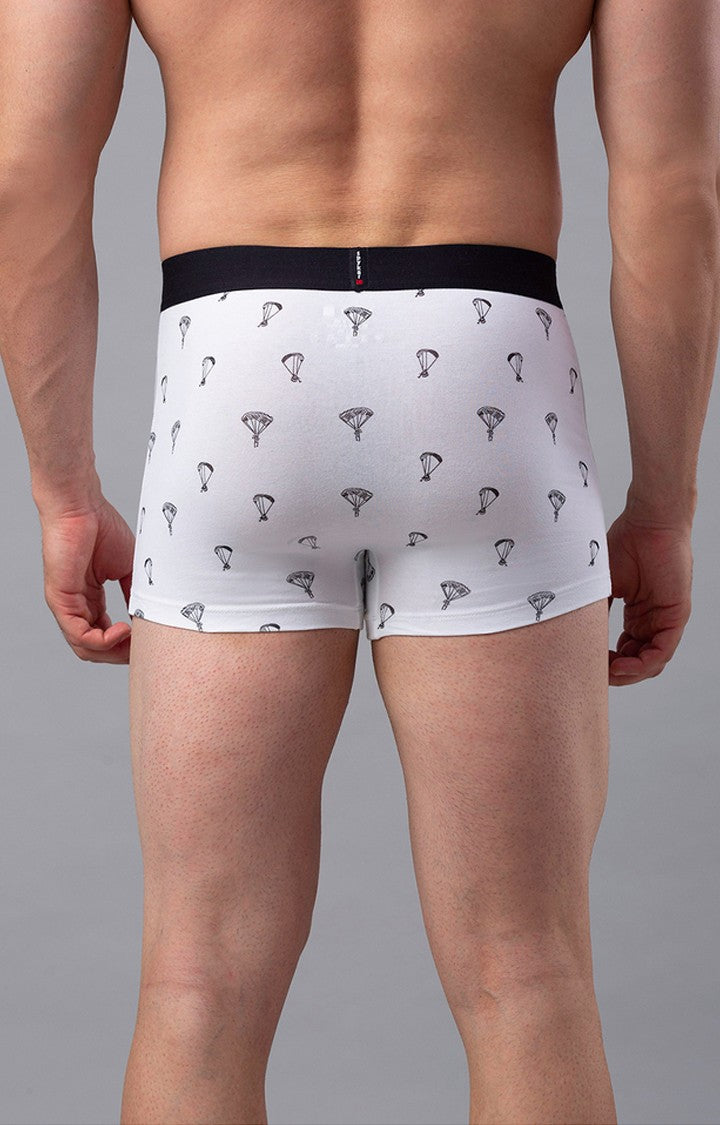 Underjeans By Spykar Men White Printed Trunks