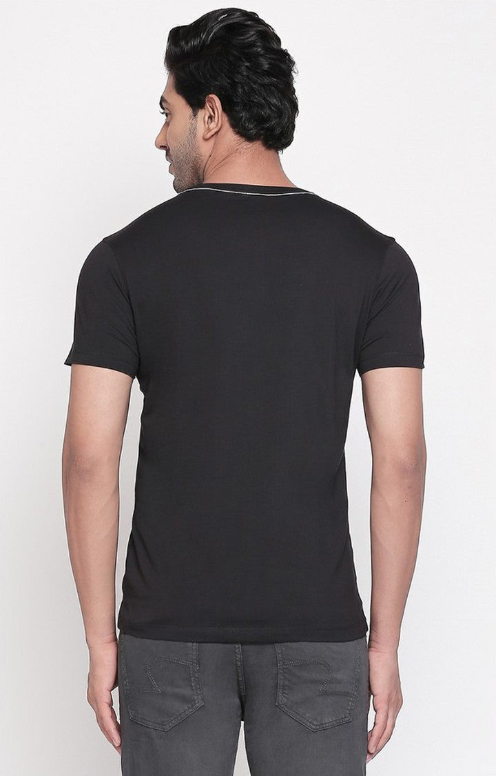 Spykar Black Printed Slim Fit Men T-Shirts