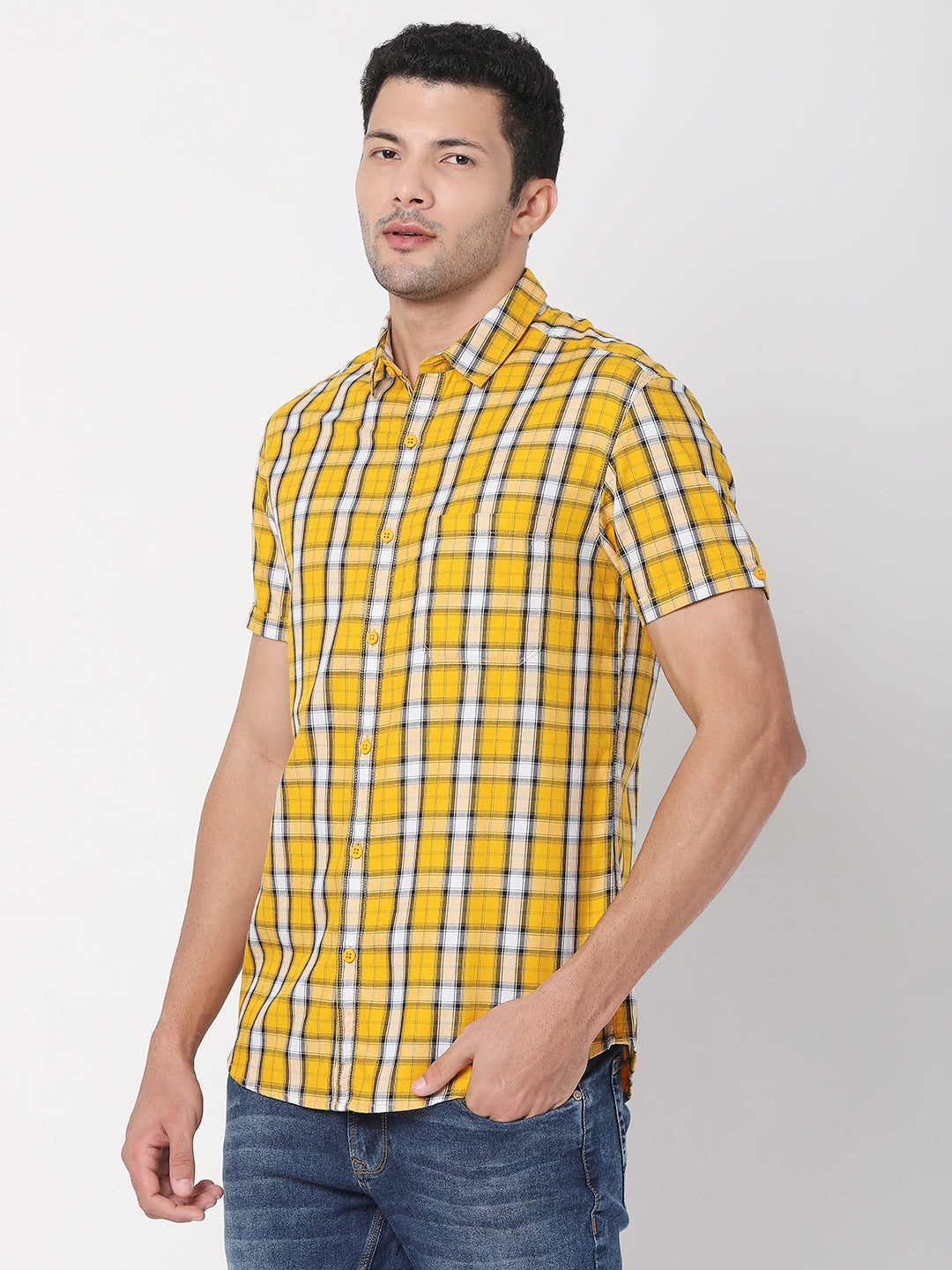 Spykar Men Yellow Cotton Half Sleeve Checkered Shirt