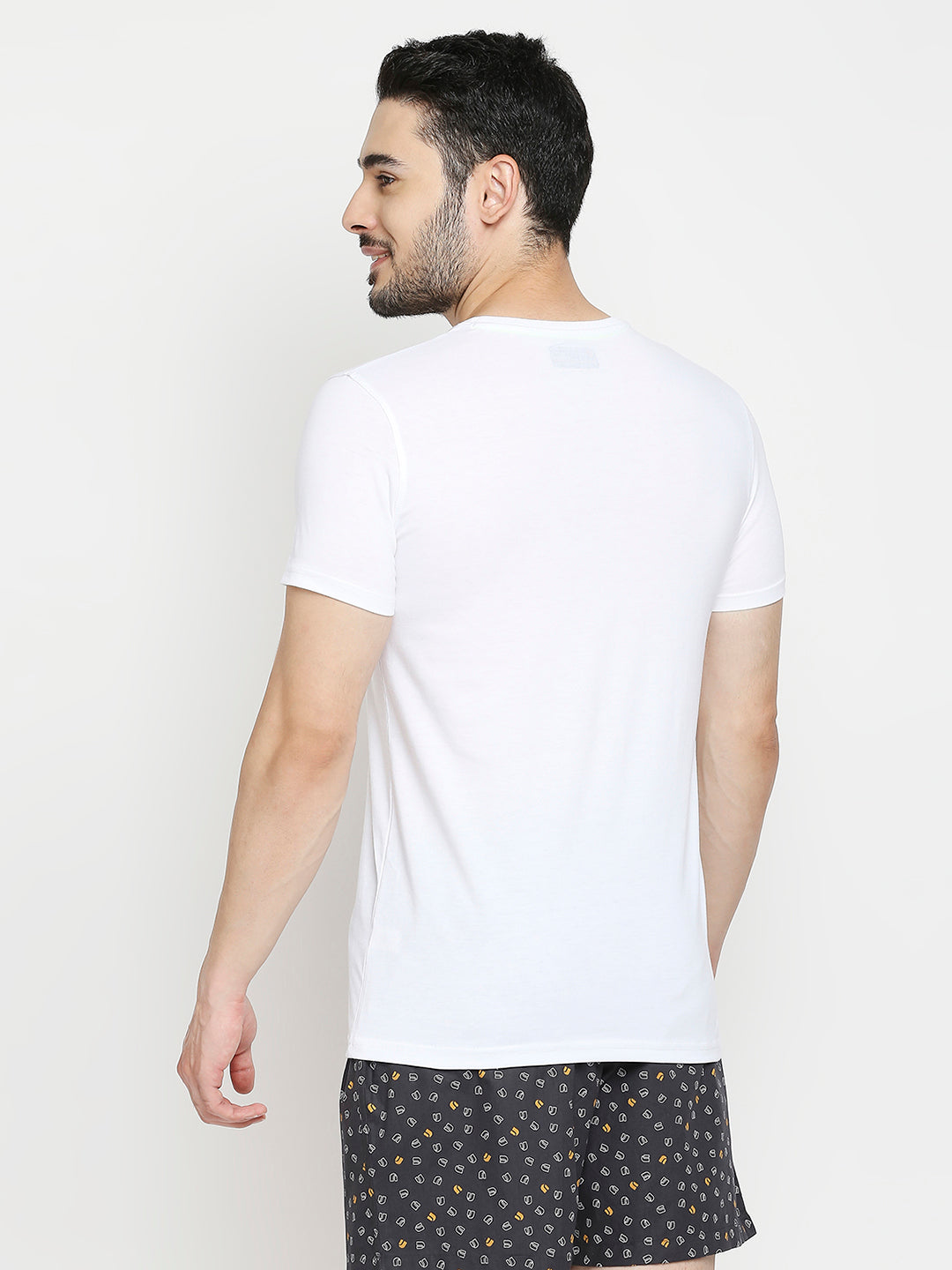 Men Premium White & Wine Cotton Regular Fit Round Neck T-Shirts - Pack Of 2 - Underjeans By Spykar