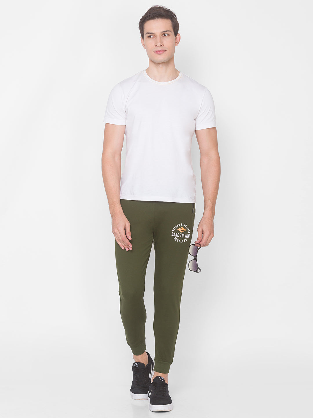 Spykar Men Green Cotton Slim Fit Mid Rise Trackpant