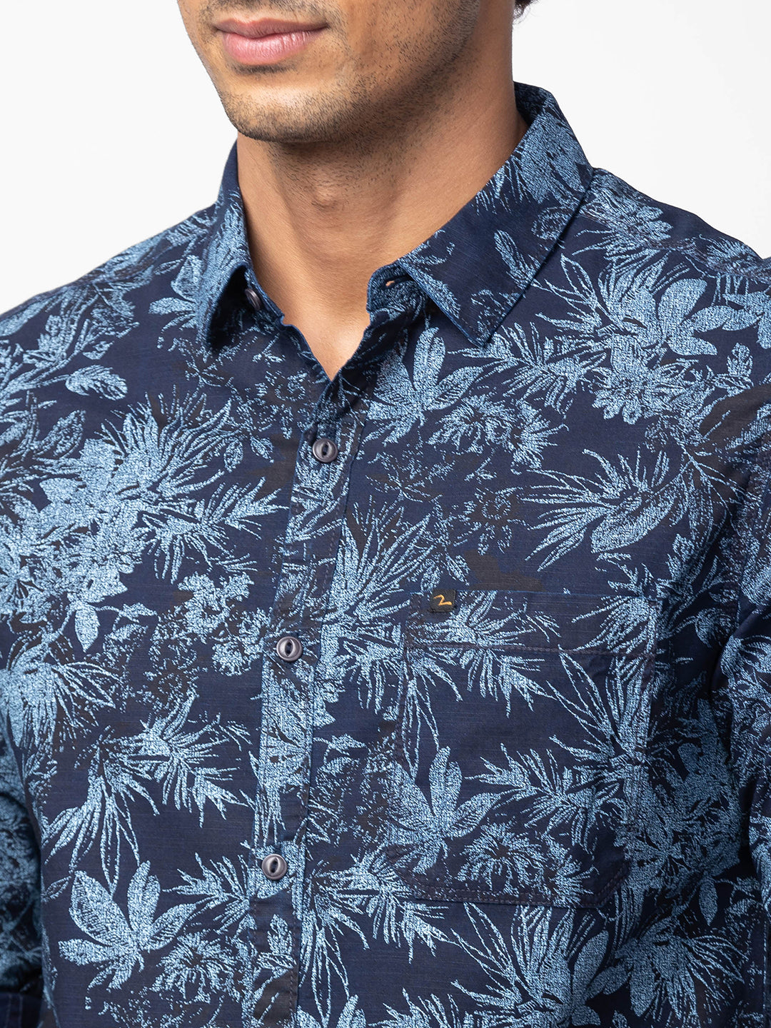 Spykar Men Indigo Blue Cotton Slim Fit Floral Shirt