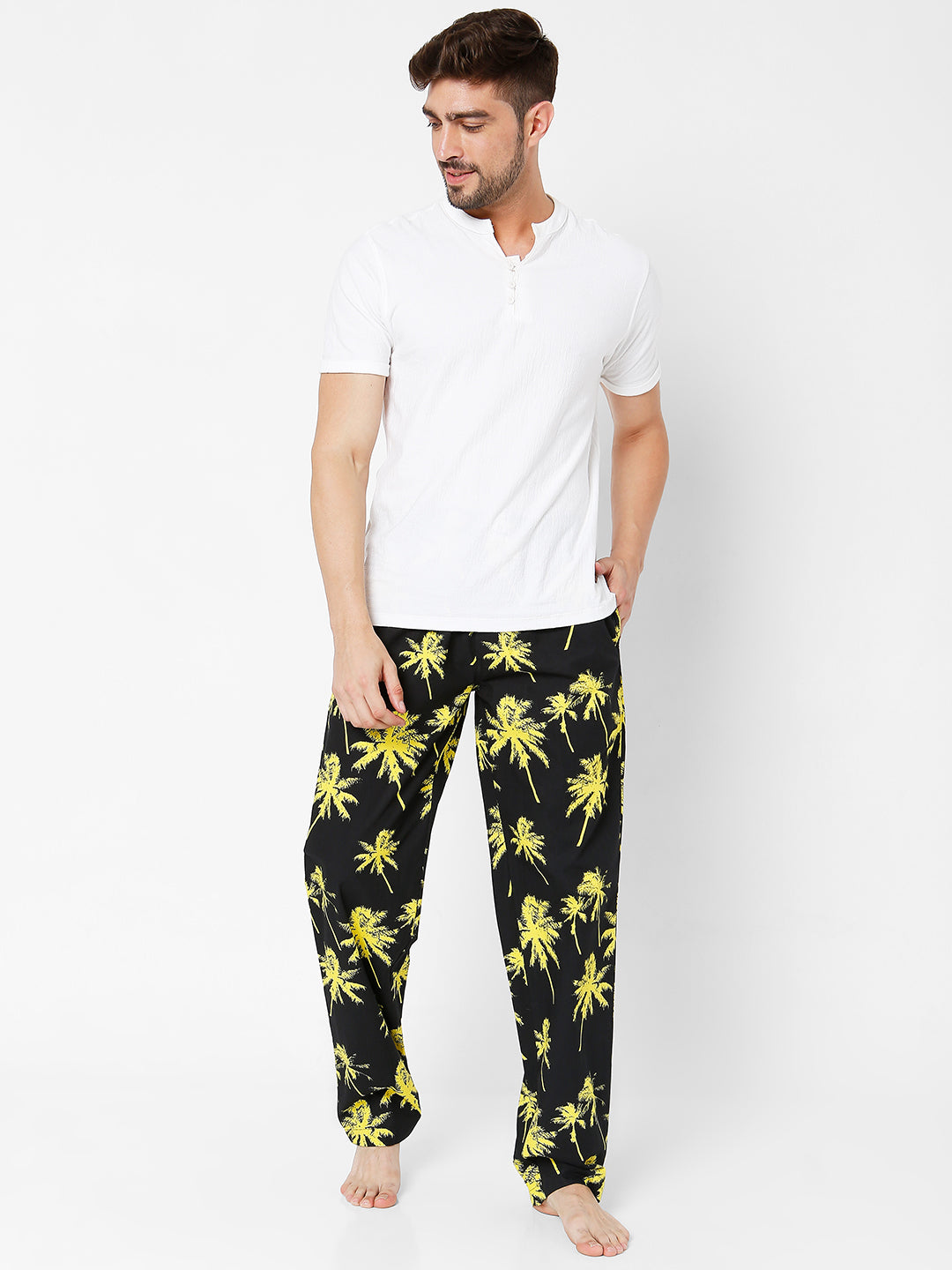 Men Premium Black & Yellow Cotton Printed Pyjama - Underjeans By Spykar