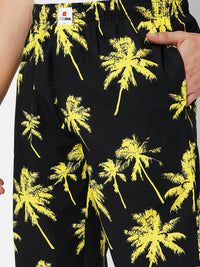 Men Premium Black & Yellow Cotton Printed Pyjama - Underjeans By Spykar