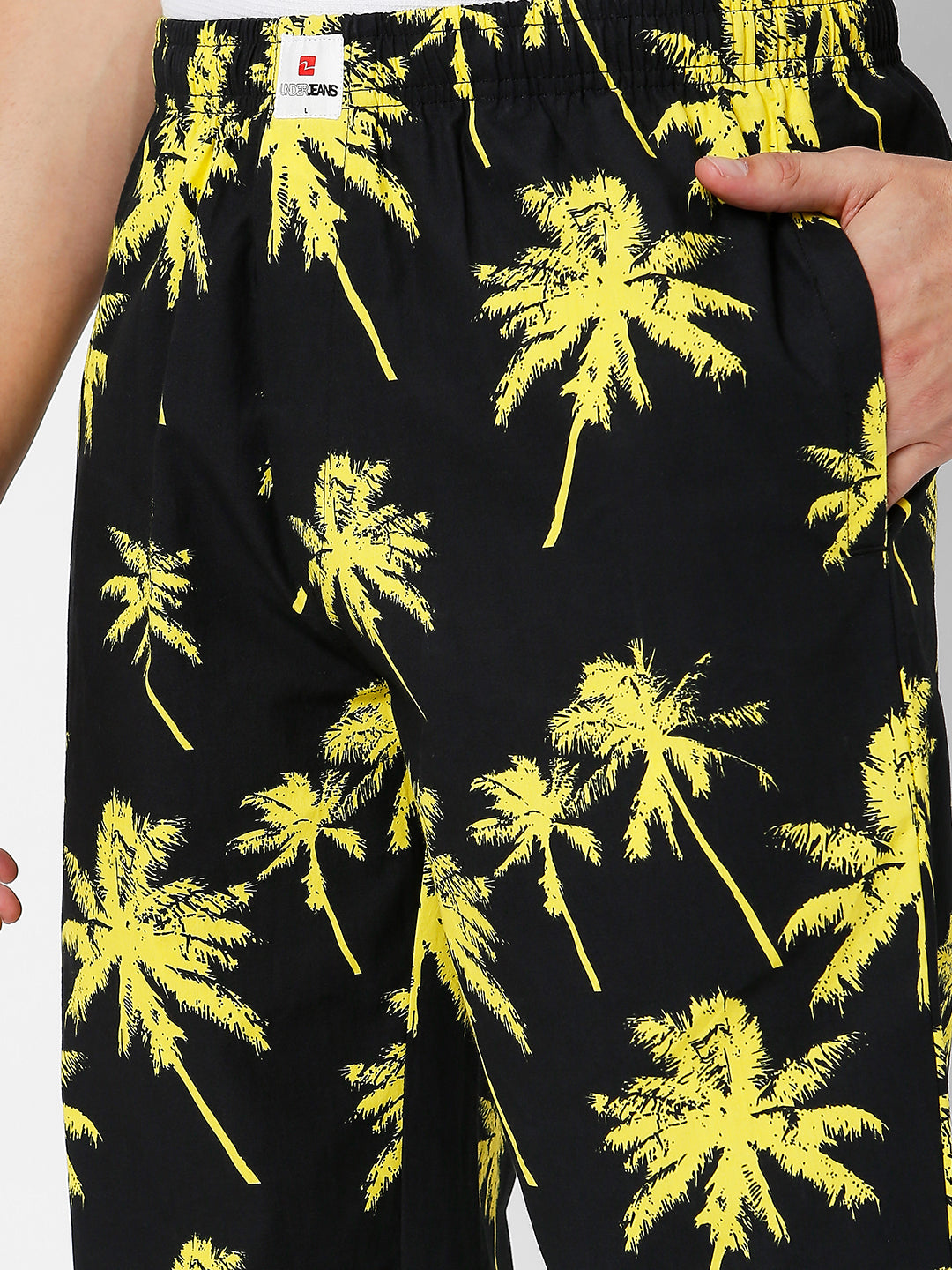 Men Premium Black & Yellow Cotton Printed Pyjama - Underjeans By Spykar
