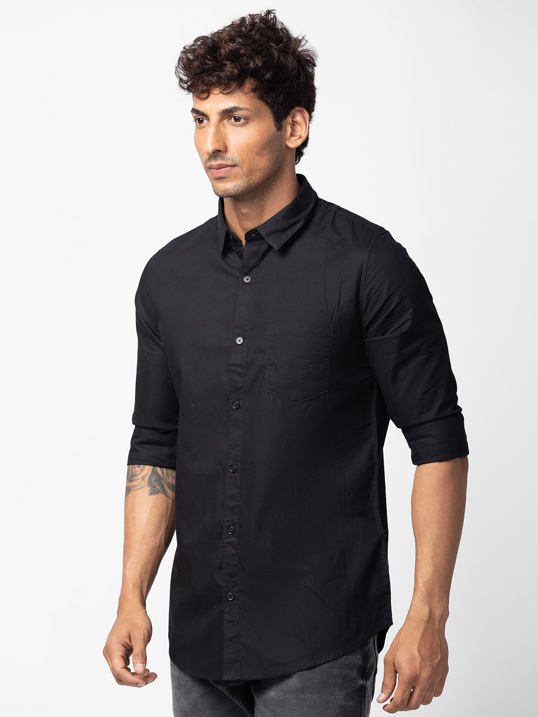 Spykar Men Black Cotton Slim Fit Plain Shirt