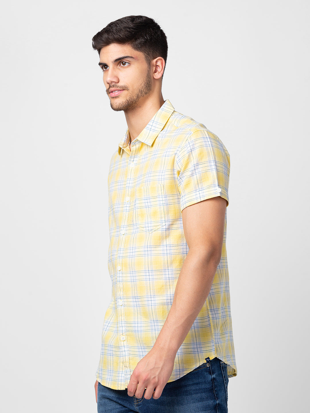 Spykar Men Powder Yellow Cotton Slim Fit Checkered Shirt