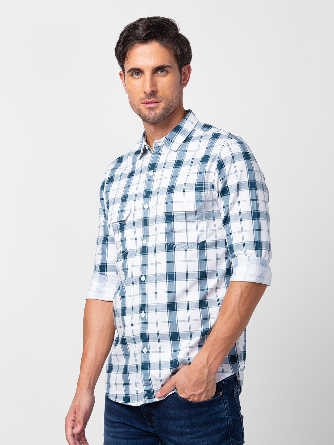 Spykar Men White Cotton Slim Fit Checkered Shirt