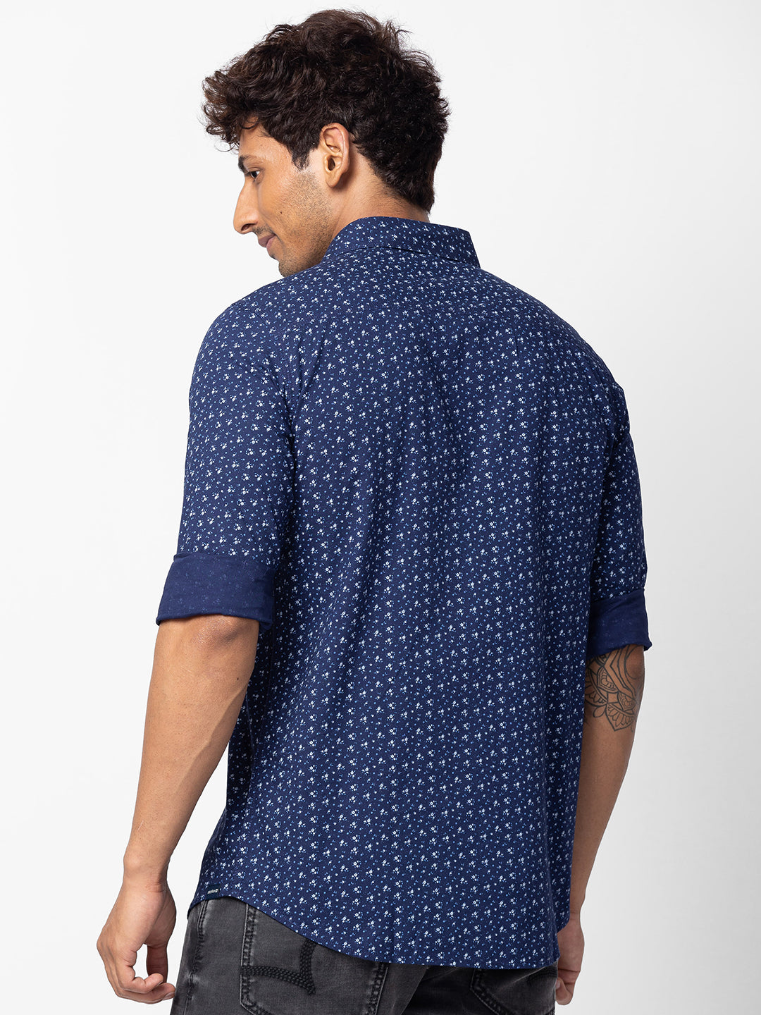 Spykar Men Navy Blue Cotton Slim Fit Printed Shirt