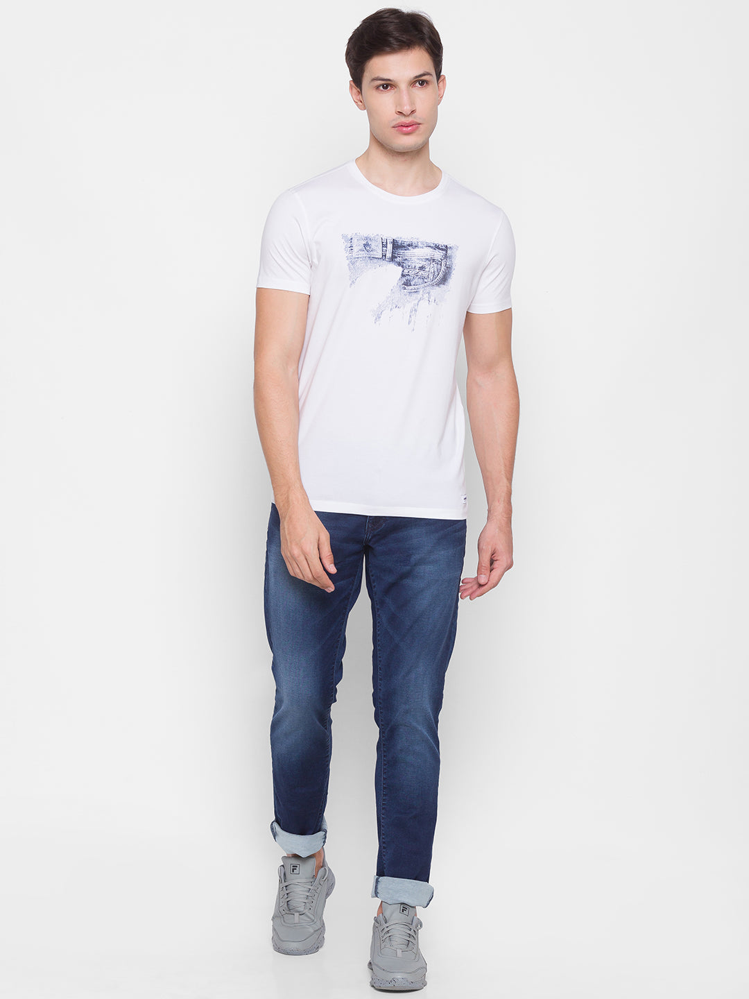 Spykar Men White Cotton Slim Fit Round Neck T-Shirt