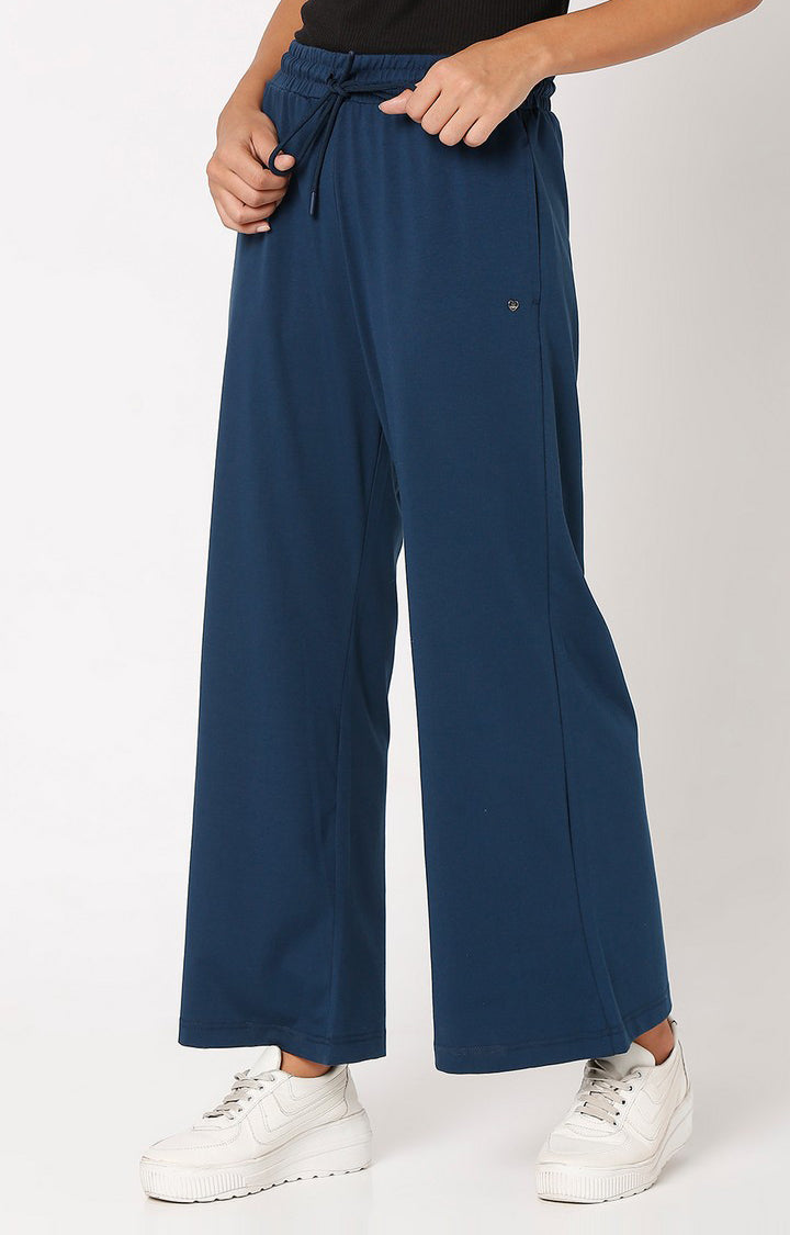 Spykar Navy Blue Blended Slim Fit Cutlottes For Women