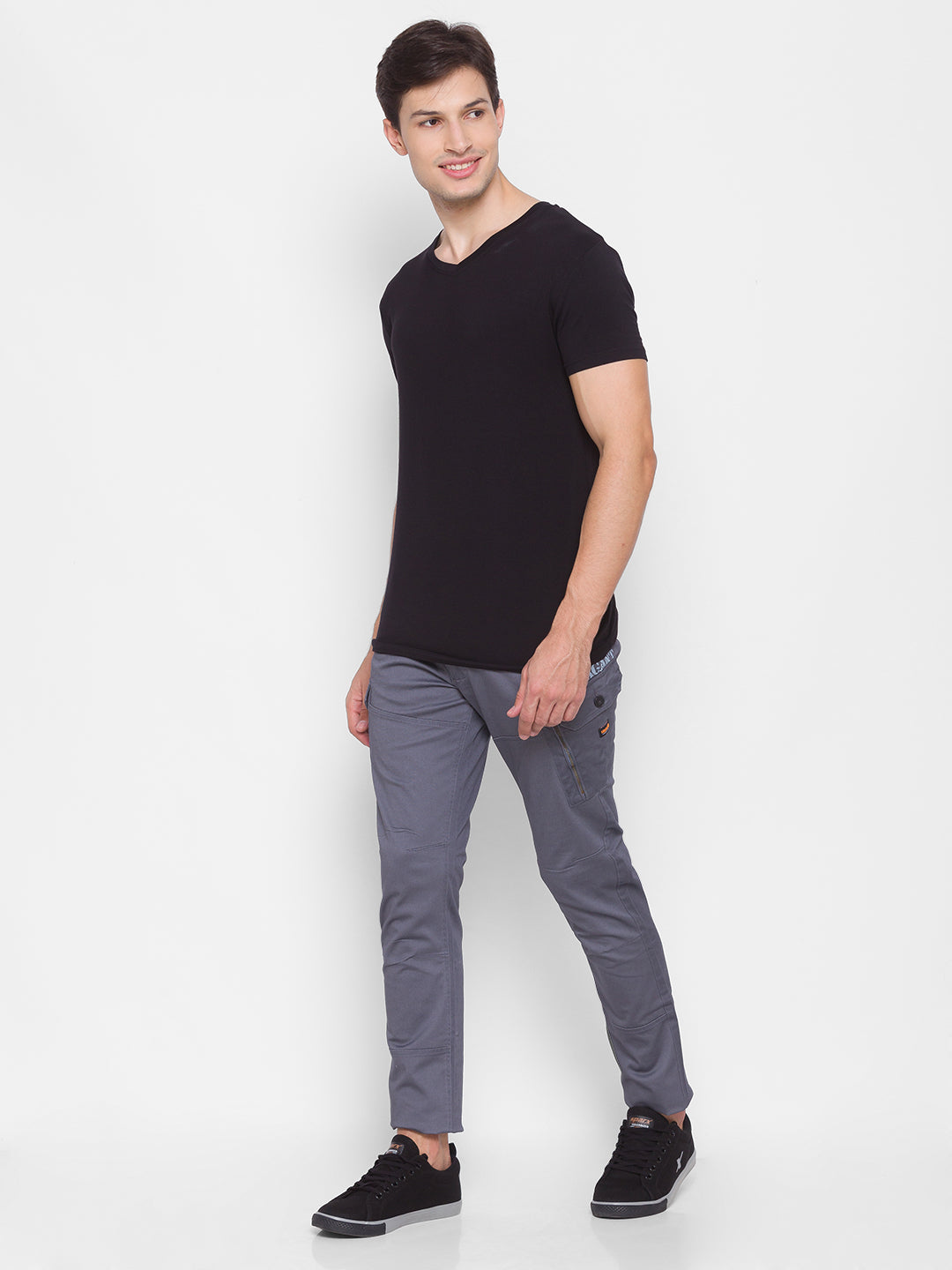 Spykar Men Grey Cotton Slim Fit Casual Trousers