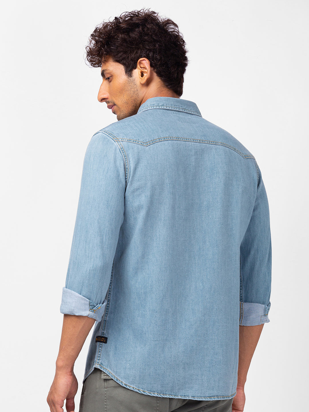 Spykar Men Light Blue Cotton Slim Fit Denim Shirts