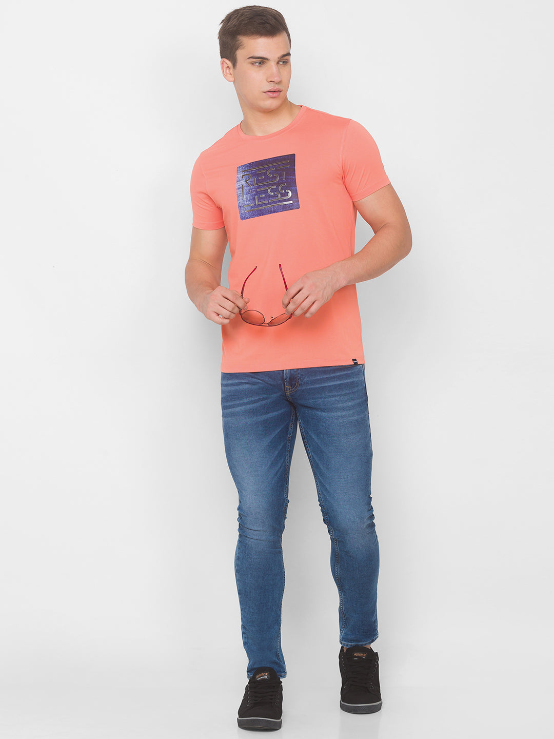 Spykar Men Pink Cotton Blend Slim Fit Round Neck T-Shirt