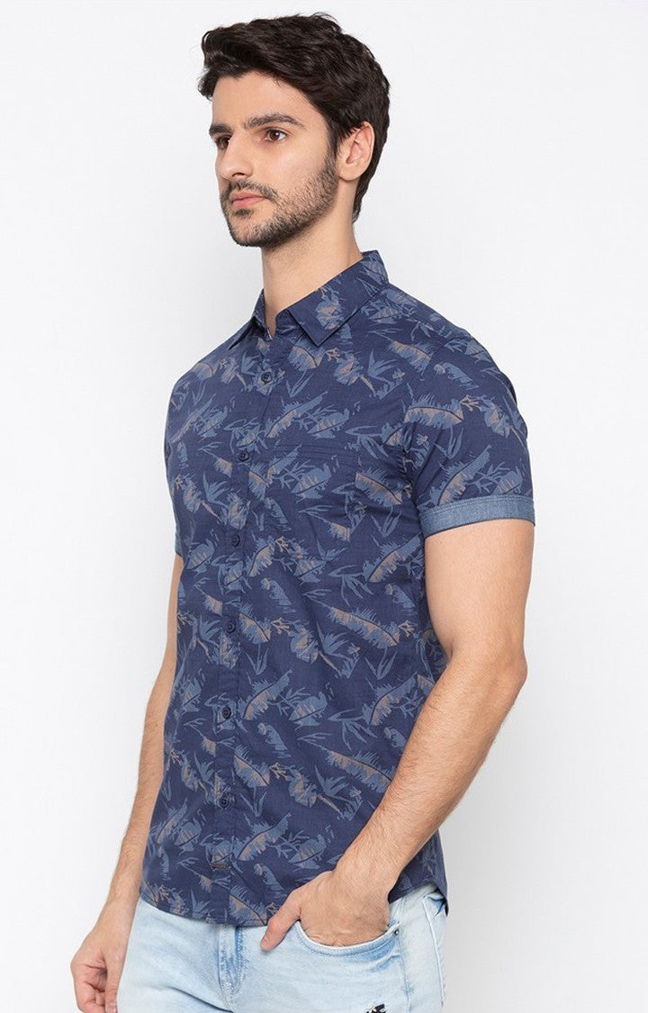 Spykar Men Navy Blue Cotton Slim Fit Floral Print Shirt