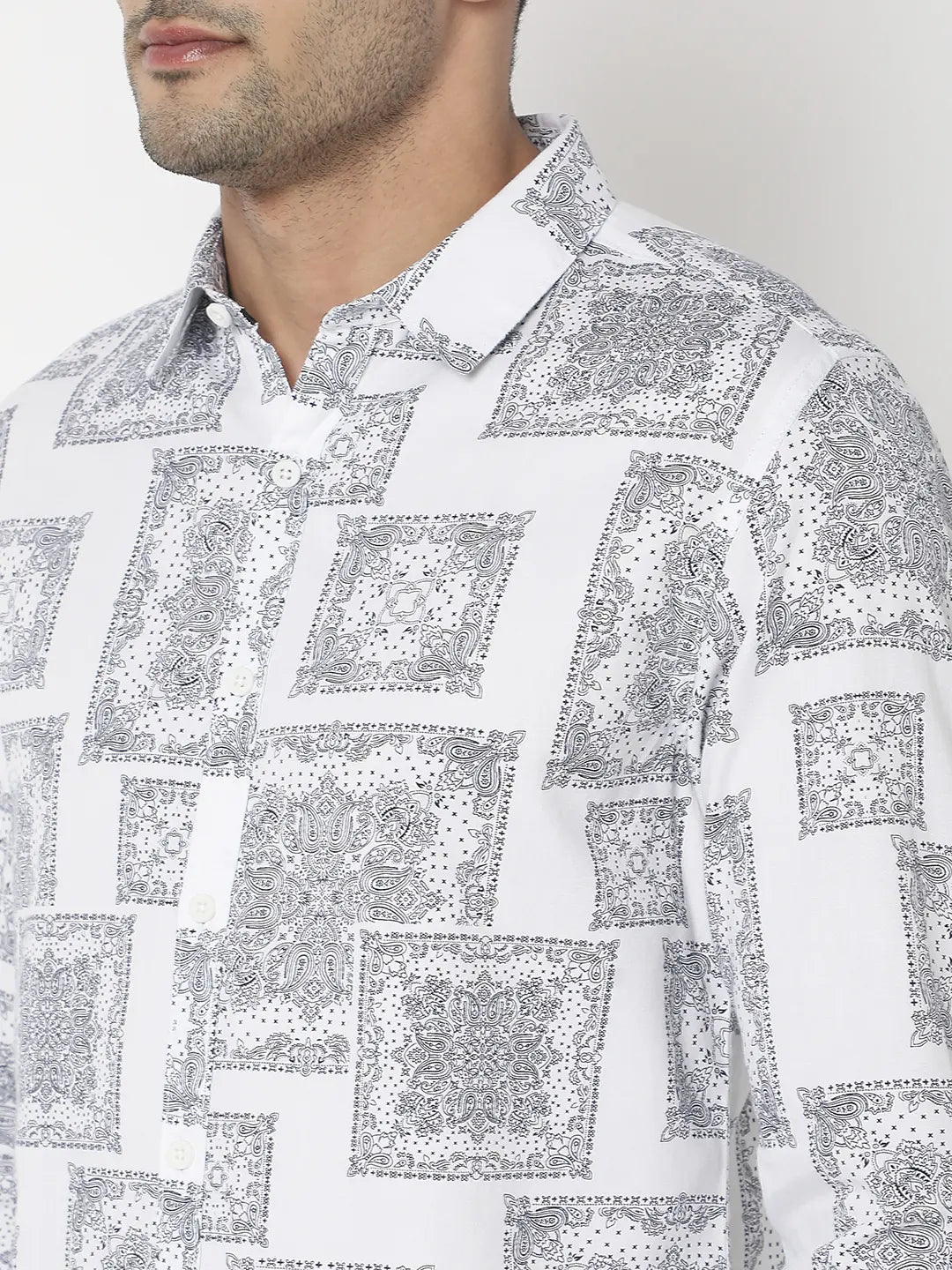 Spykar Men White Cotton Slim Fit Printed Shirt