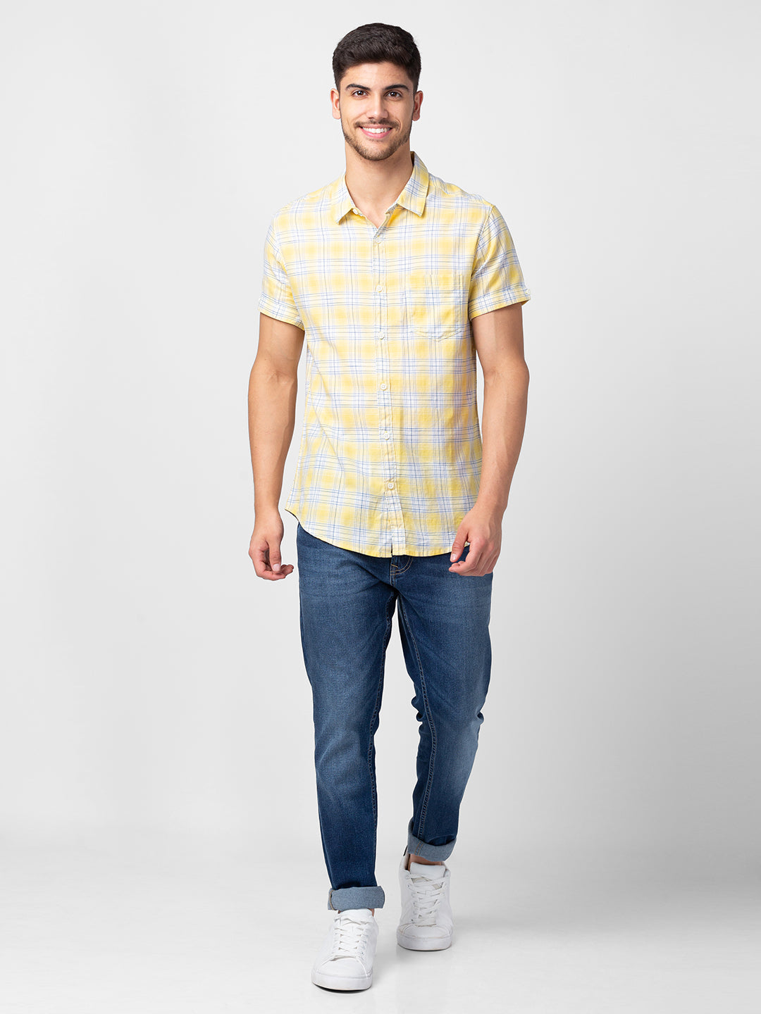 Spykar Men Powder Yellow Cotton Slim Fit Checkered Shirt